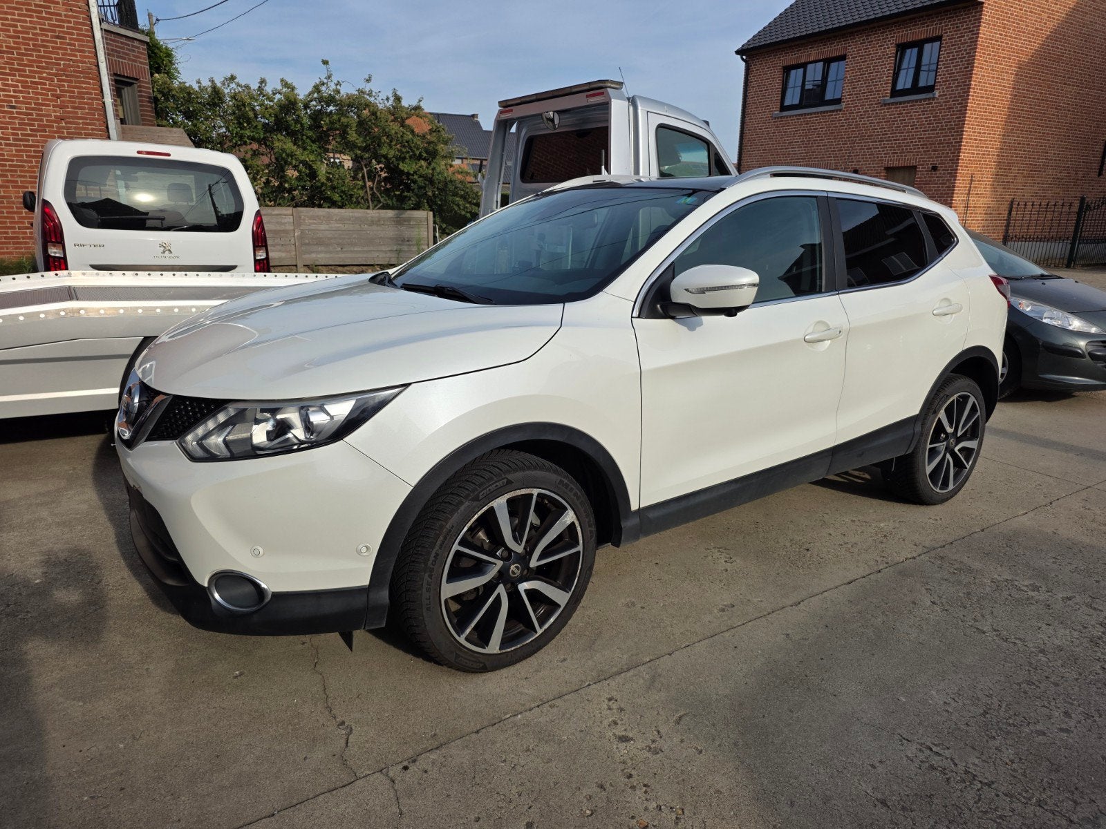 NISSAN QASHQAI 1.6 D 131PK 2014 4X4  EXPORT/HANDELAAR, Achat, Entreprise, Boîte manuelle, Diesel