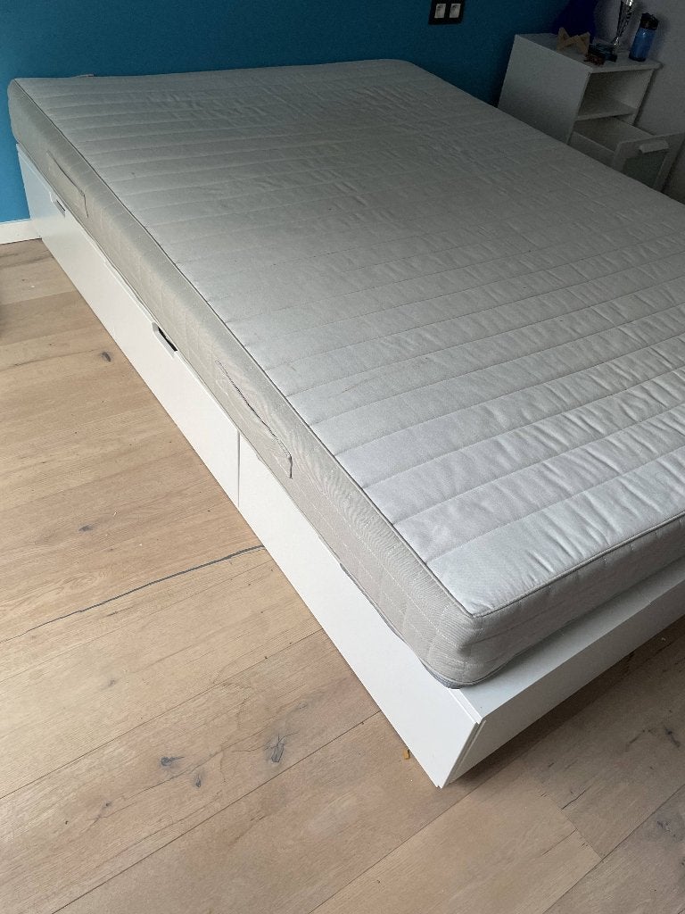 Slaapkamer - bed, kleerkast, nachtkastje, Enlèvement, Comme neuf, Queen size