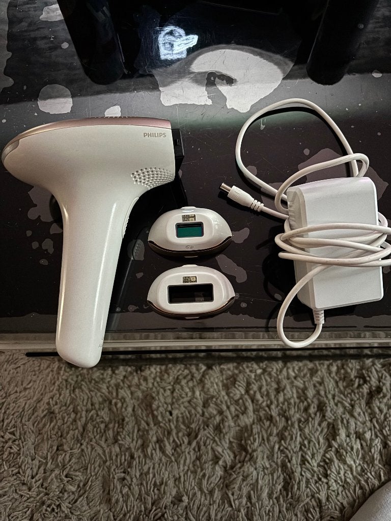 Philips lumea laserontharing, Elektronische apparatuur, Ophalen, Zo goed als nieuw, Scheren en Epileren