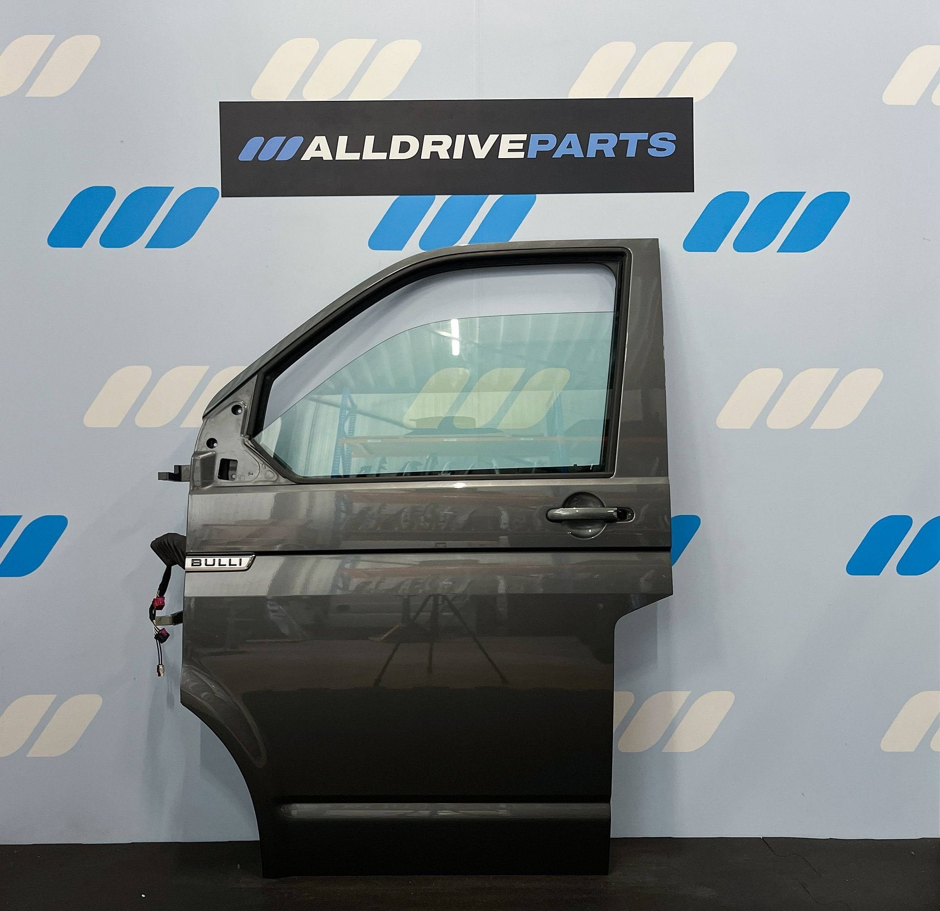 Voorportier links Volkswagen Transporter T6 LR7H 7LA831055, Autos : Pièces & Accessoires, Carrosserie & Tôlerie, Porte, Avant