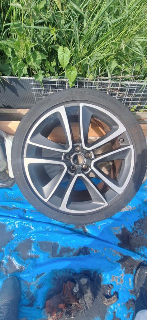 Jantes Jaguar type F proche du neuf