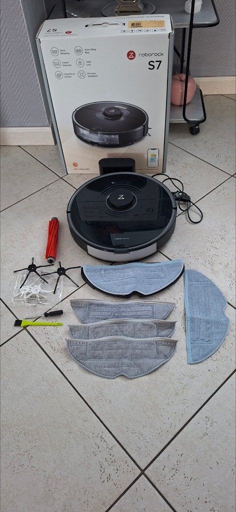 Roborock S7 stofzuigerdweil + accessoires, Elektronische apparatuur, Ophalen, Gebruikt, Robotstofzuiger