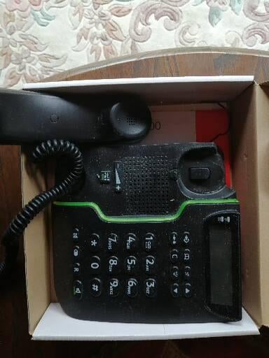 SENIOREN TELEFOON VOOR HARDHORENDEN, Telecommunicatie, Ophalen