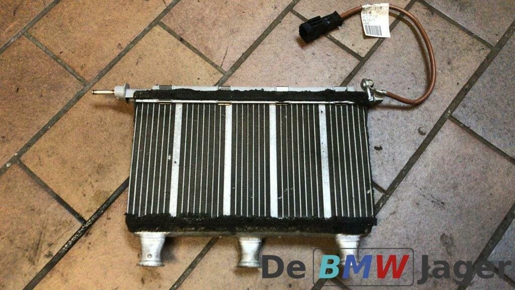 kachelradiateur BMW 5 serie E60 E61 5586284, Auto-onderdelen, Airco en Verwarming, BMW, Gebruikt, Ophalen of Verzenden