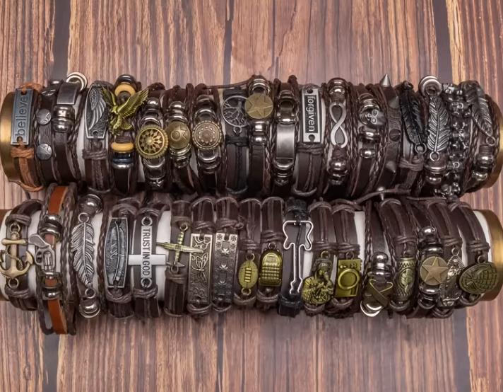 Lot de 12 bracelets en cuir et métal, Enlèvement ou Envoi, Neuf, Cuir
