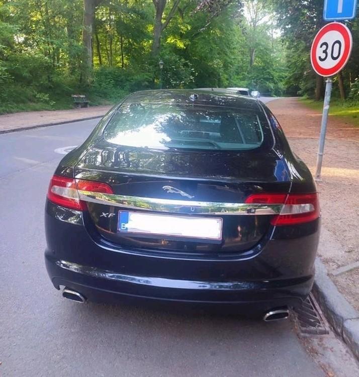 Jaguar XF 2.7 V6 207pk, met keuring, perfecte staat, Automaat, Achterwielaandrijving, Zwart, Zwart