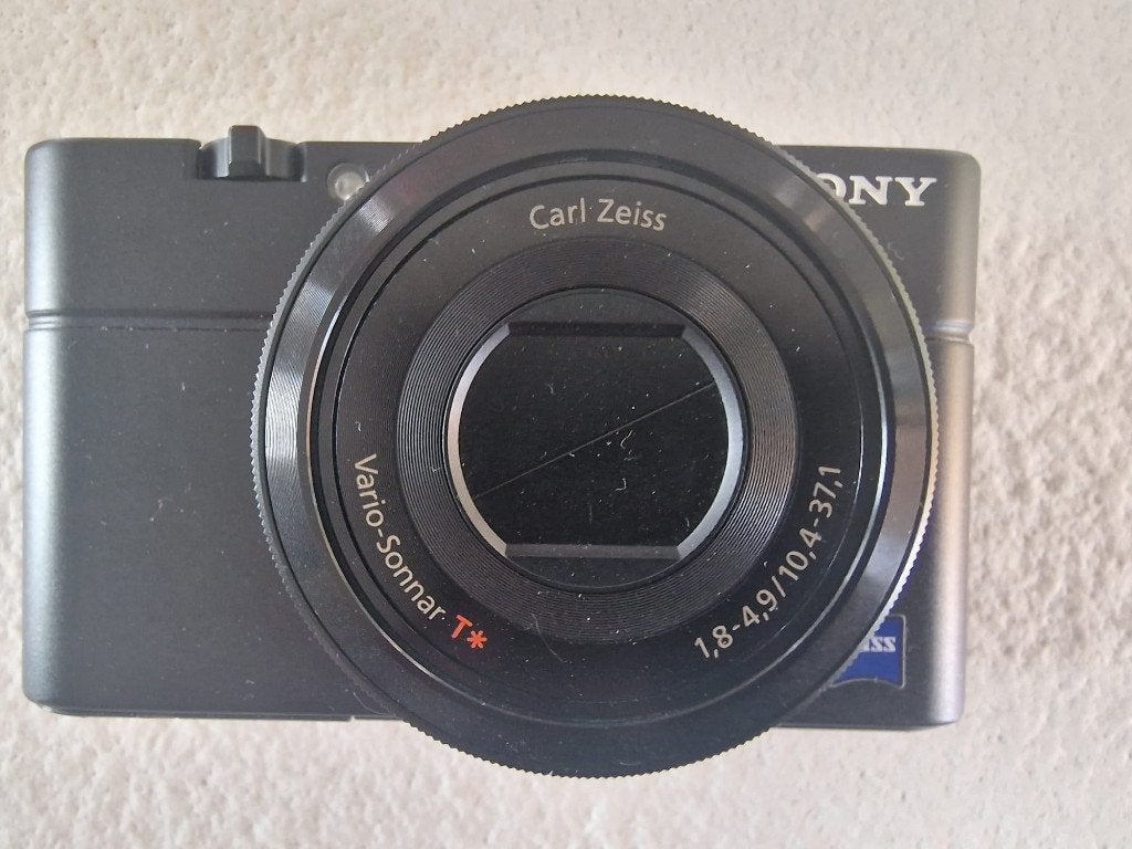 COMPACT EN GOED FOTOTOESTEL perfekte staat, Ophalen, Zo goed als nieuw, Compact