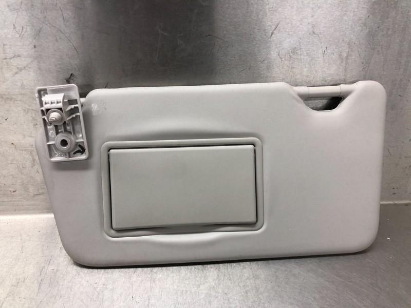 ZONNEKLEP Nissan Note (E12) (08-2012/12-2016), Gebruikt, Nissan