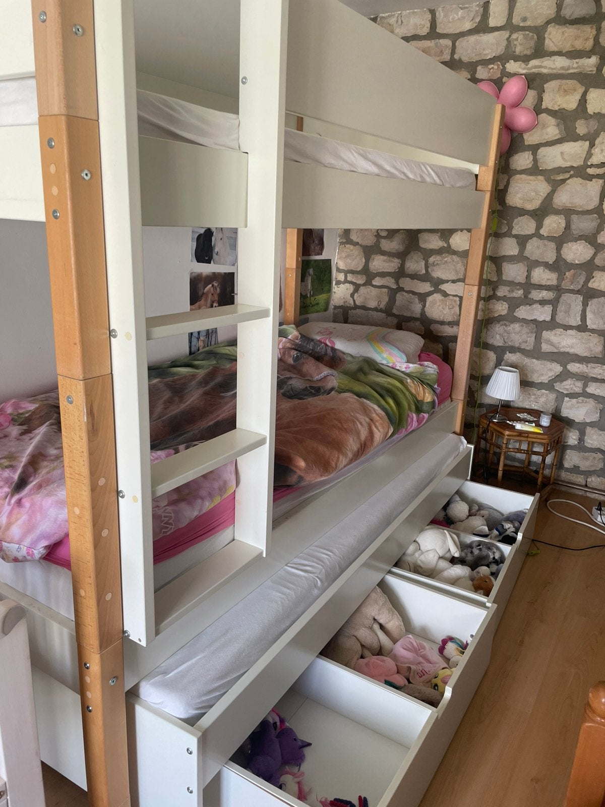 Lit superposé avec 3ème lit gigogne et roulades, Enlèvement, Comme neuf
