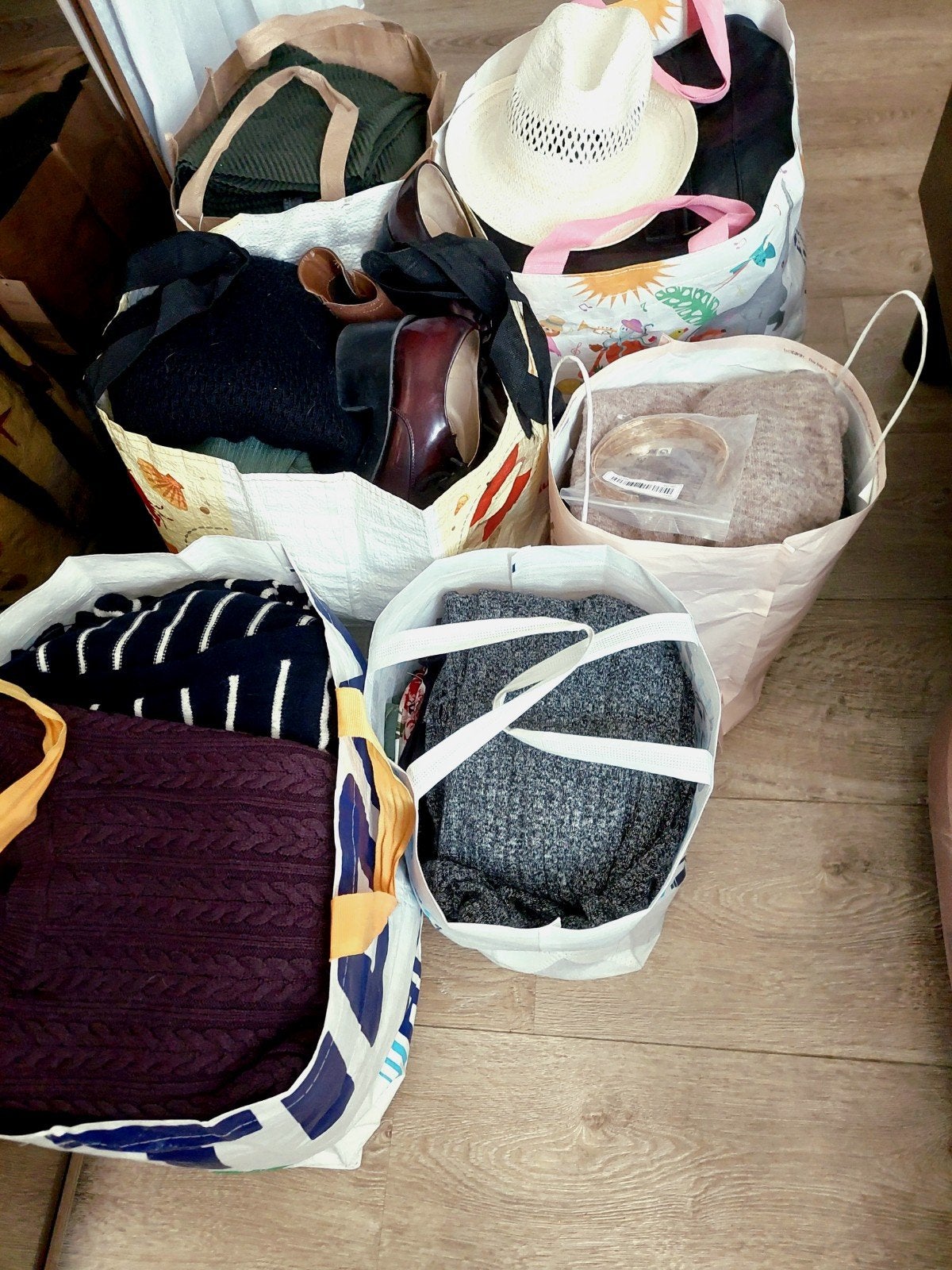 Lot vêtements femme S/M/L (100 articles), Enlèvement