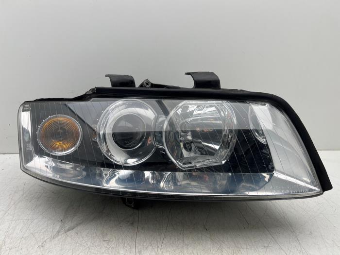 Phare droit d'un Audi A4, -, 3 mois de garantie, Audi, Utilisé
