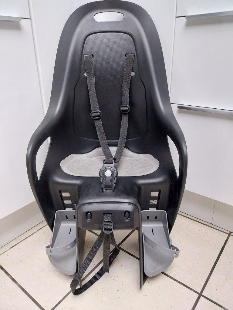 polisport fietsstoel 9-22 kg achterop, Fietsen en Brommers, Fietsaccessoires | Fietsstoeltjes, Ophalen, Achterzitje, 9 t/m 18 kg