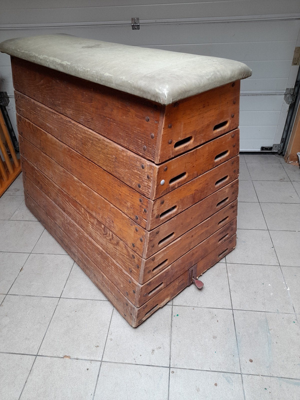 Turnplint turnkast turntoestel, Sport en Fitness, Turnen, Ophalen