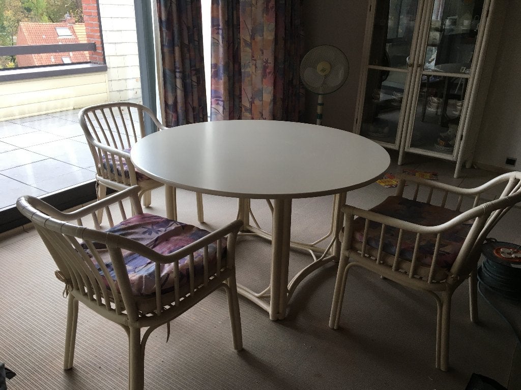 Rotan keukentafel met stoelen en barkrukken, Ophalen, Gebruikt, Overige kleuren, Drie