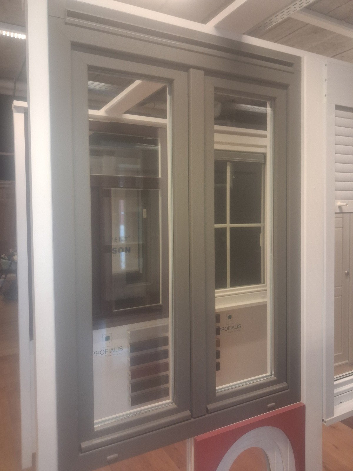 Pvc raam met rooster, Bricolage & Construction, Châssis & Portes coulissantes, Enlèvement