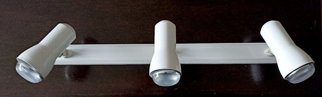 WANDLAMP MET 3 VERSTELBARE SPOTS, Ophalen, E27 (groot), Zo goed als nieuw, Verstelbaar