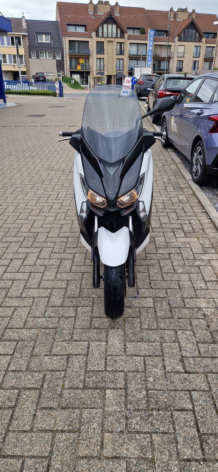 Scooter yamaha Xmax 125cc, Vélos & Vélomoteurs, Scooters | Yamaha, Enlèvement