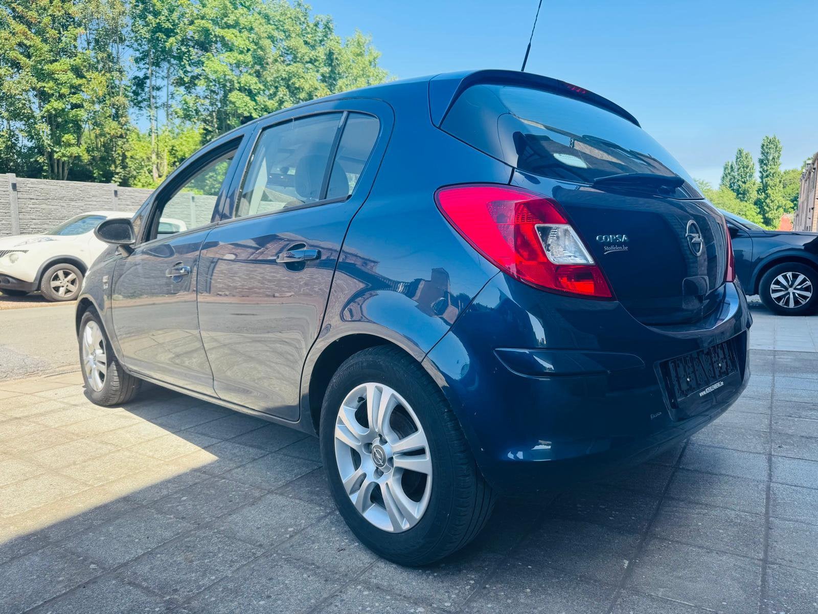 Opel corsa 1.2i* Eur5i*2013* 122.000km*5P*A/C *, Autos, Opel, Achat, 63 kW, Entreprise, Isofix