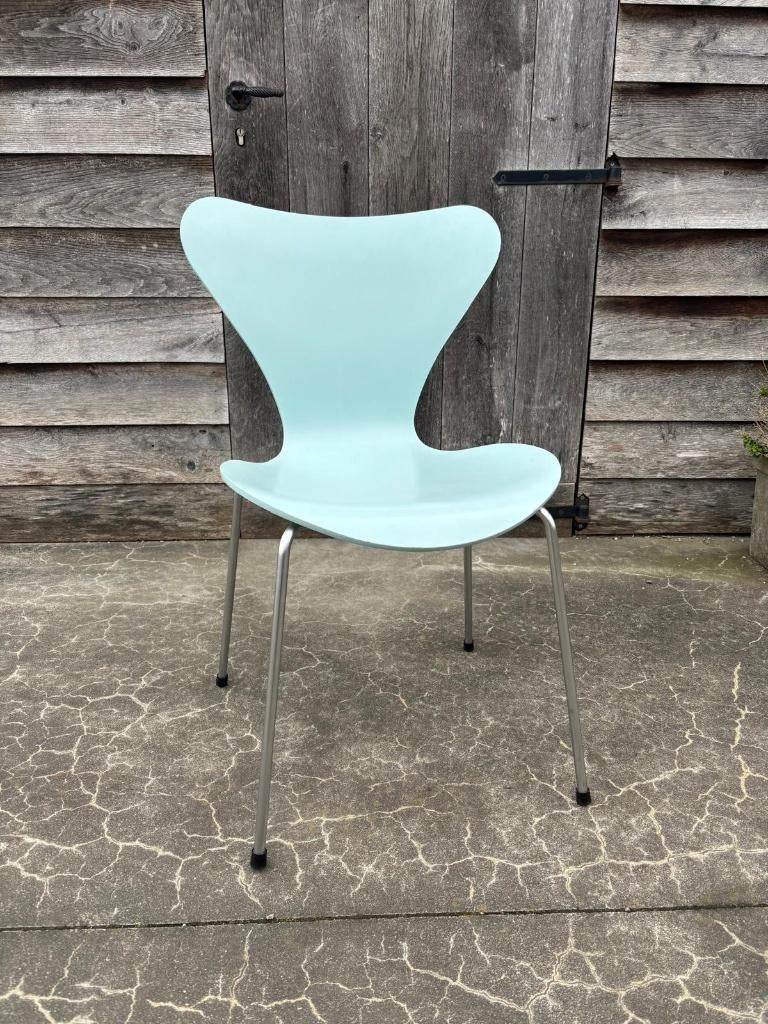 Fritz Hansen vlinderstoel, Maison & Meubles, Chaises, Comme neuf, Cinq, Six Chaises ou plus, Bois, Autres couleurs, Enlèvement