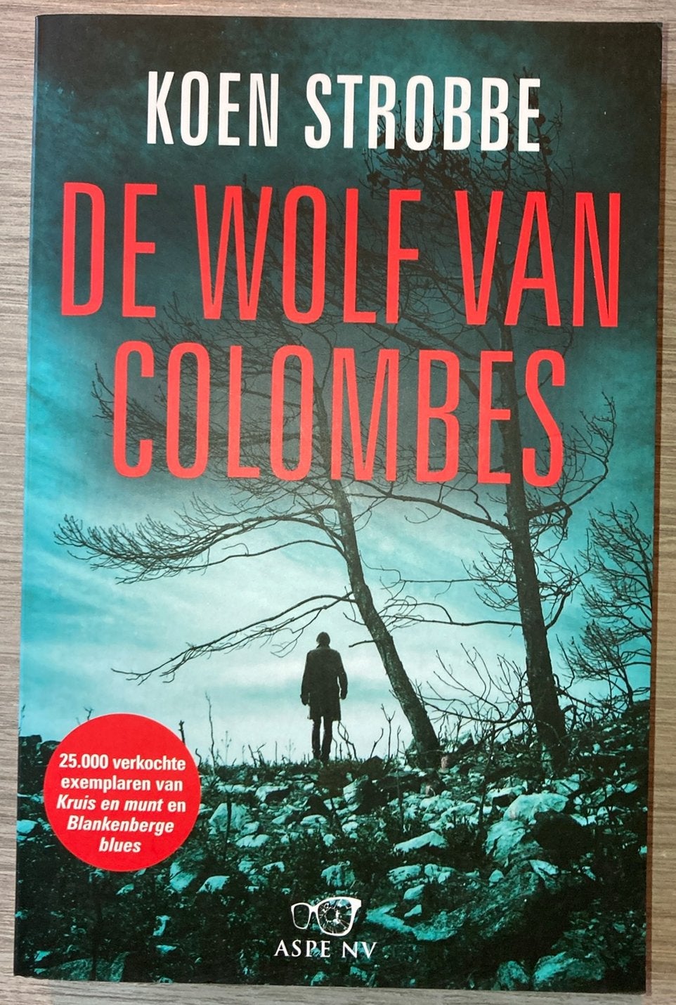 Koen Strobbe - De wolf van Colombes, Livres, Thrillers, Enlèvement ou Envoi
