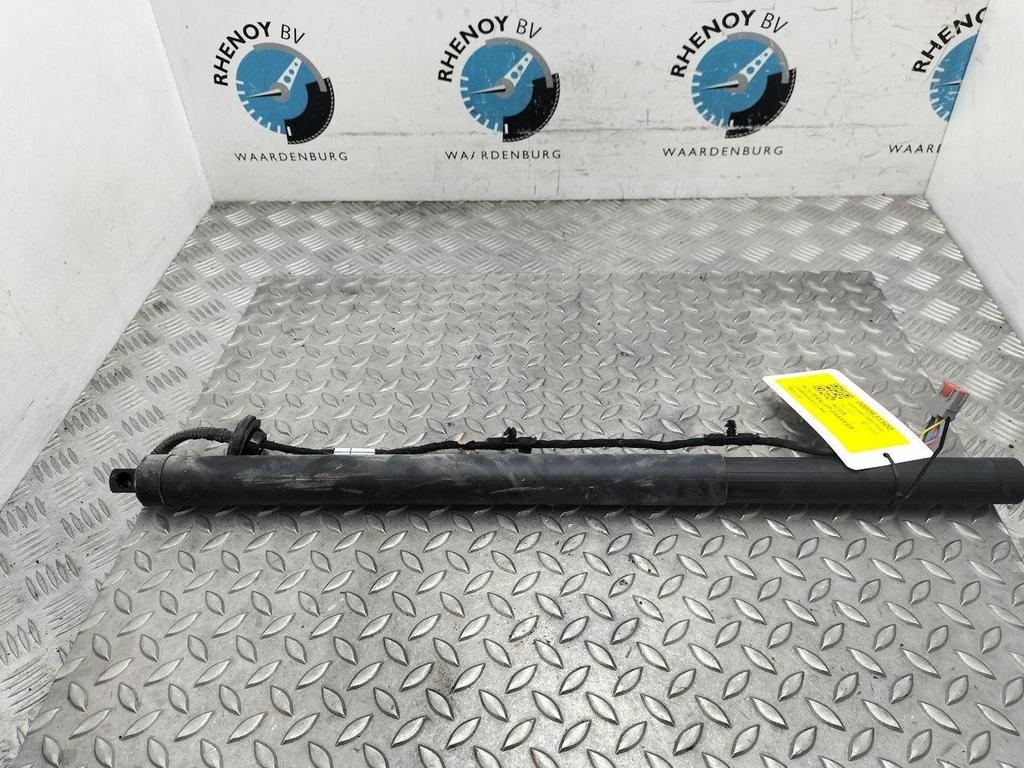 FORD KUGA ACHTERKLEP GASVEER / ELEKTRISCHE SPINDEL 2022, Ophalen of Verzenden, Gebruikt, ARN erkend