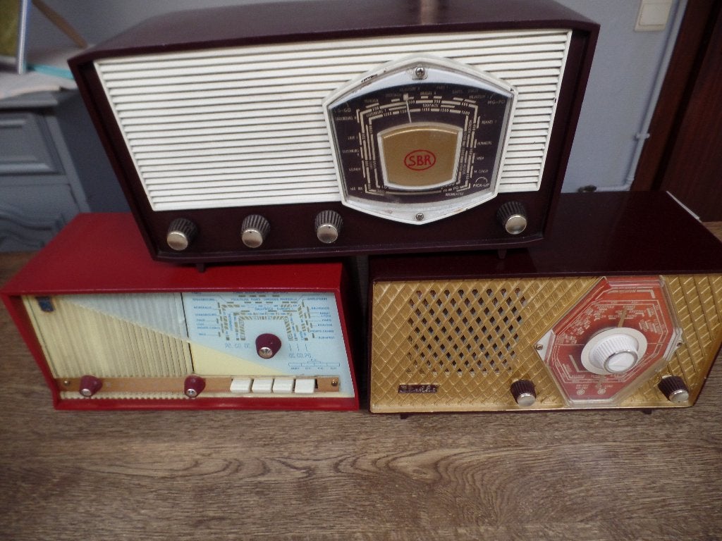 CESSATION DE COLLECTION RADIO VINTAGE ( cause d age ), Antiek en Kunst, Ophalen
