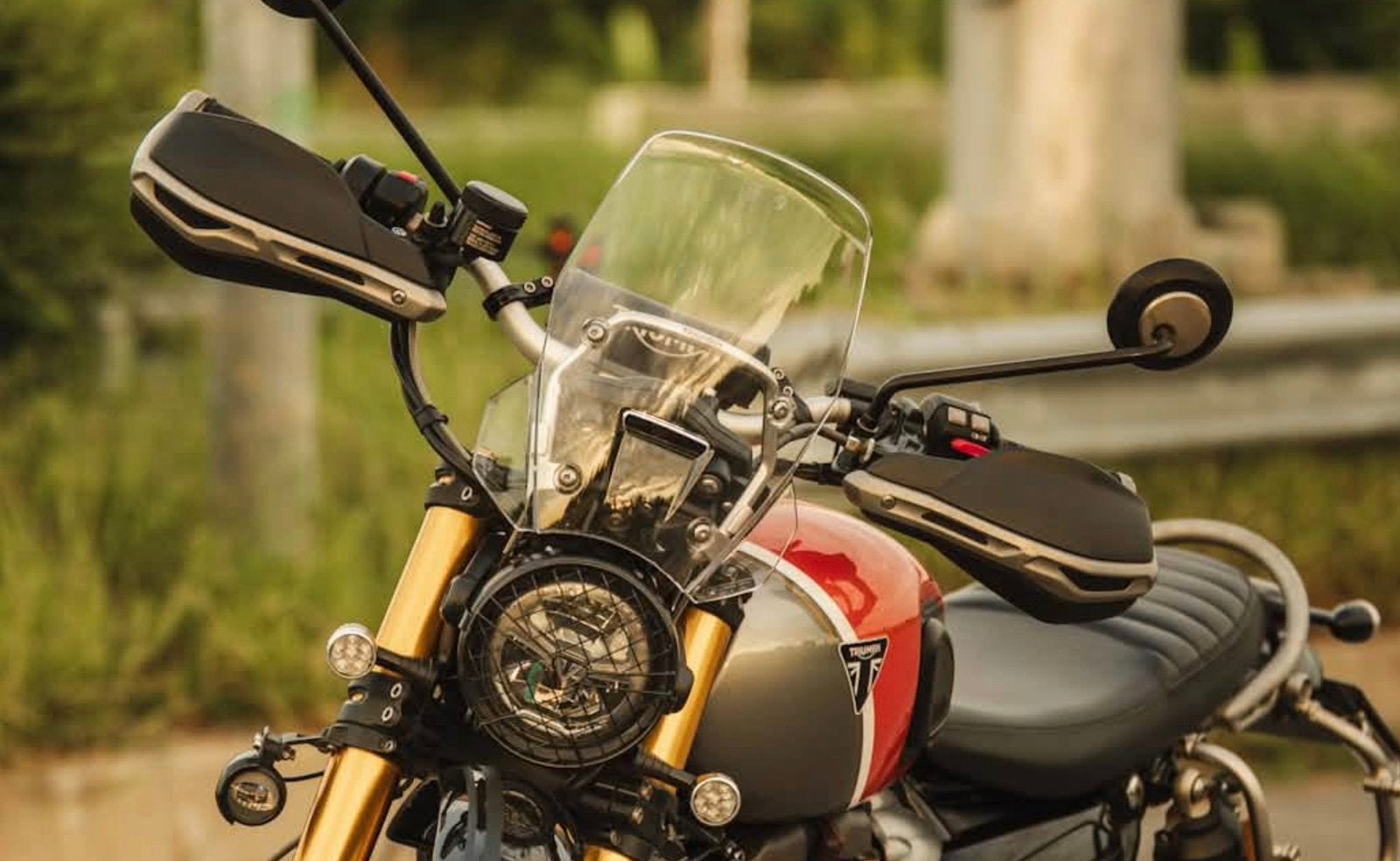 Triumph hoog scrambler scherm - als nieuw - 1200 XE XC, Motoren, Accessoires | Overige, Ophalen, Zo goed als nieuw