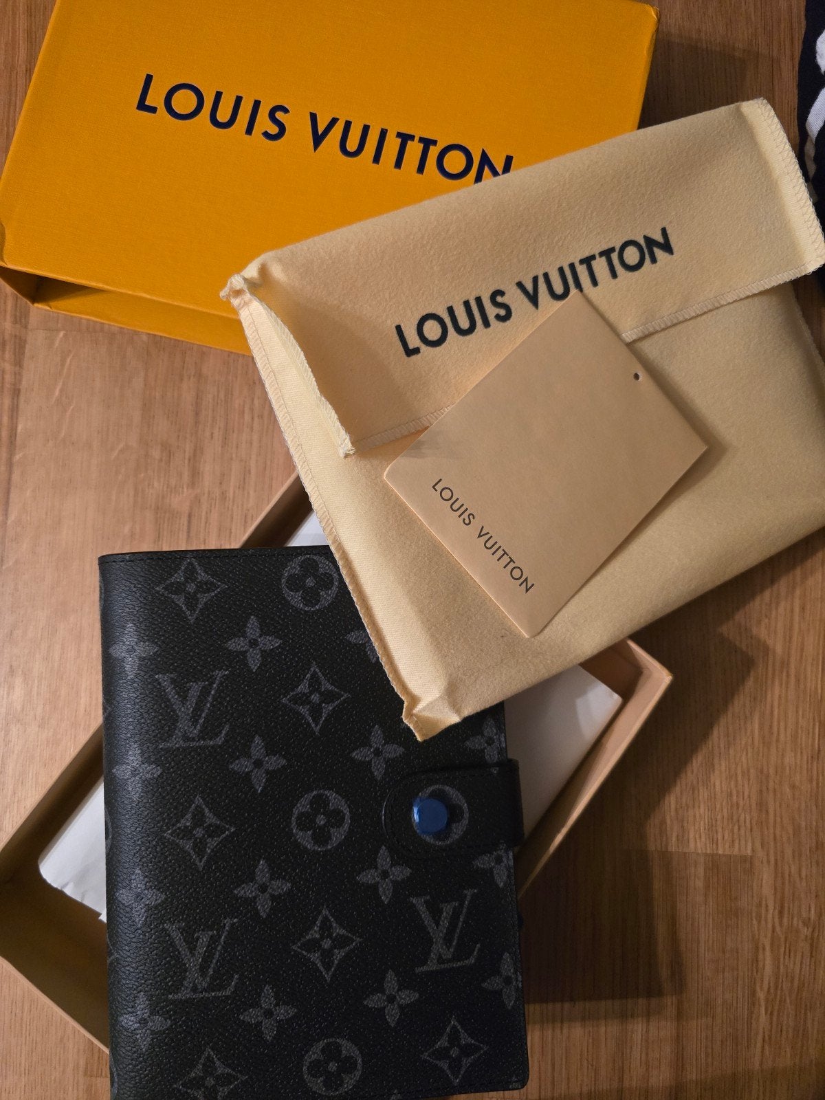 Louis Vuitton agenda, Divers, Enlèvement ou Envoi, Neuf