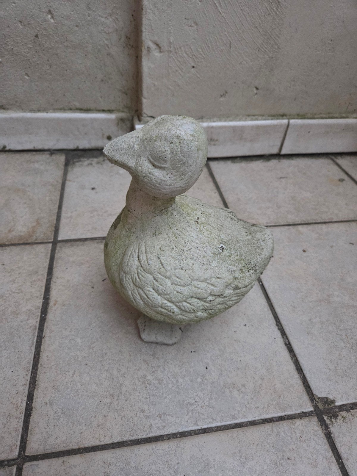 oud tuinbeeld eend., Tuin en Terras, Tuinbeelden, Ophalen of Verzenden, Gebruikt, Beton, Dierenbeeld