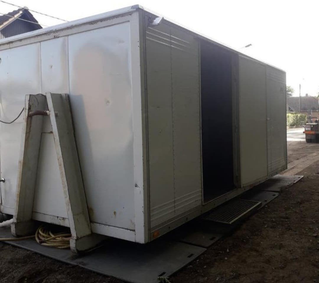Sanitair wc container wc unit, Ophalen