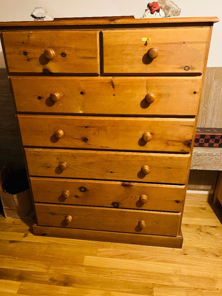 Commode à tiroirs en pin-  doit partir avant 17 août!, 25 à 50 cm, 5 tiroirs ou plus, 100 à 150 cm, Enlèvement