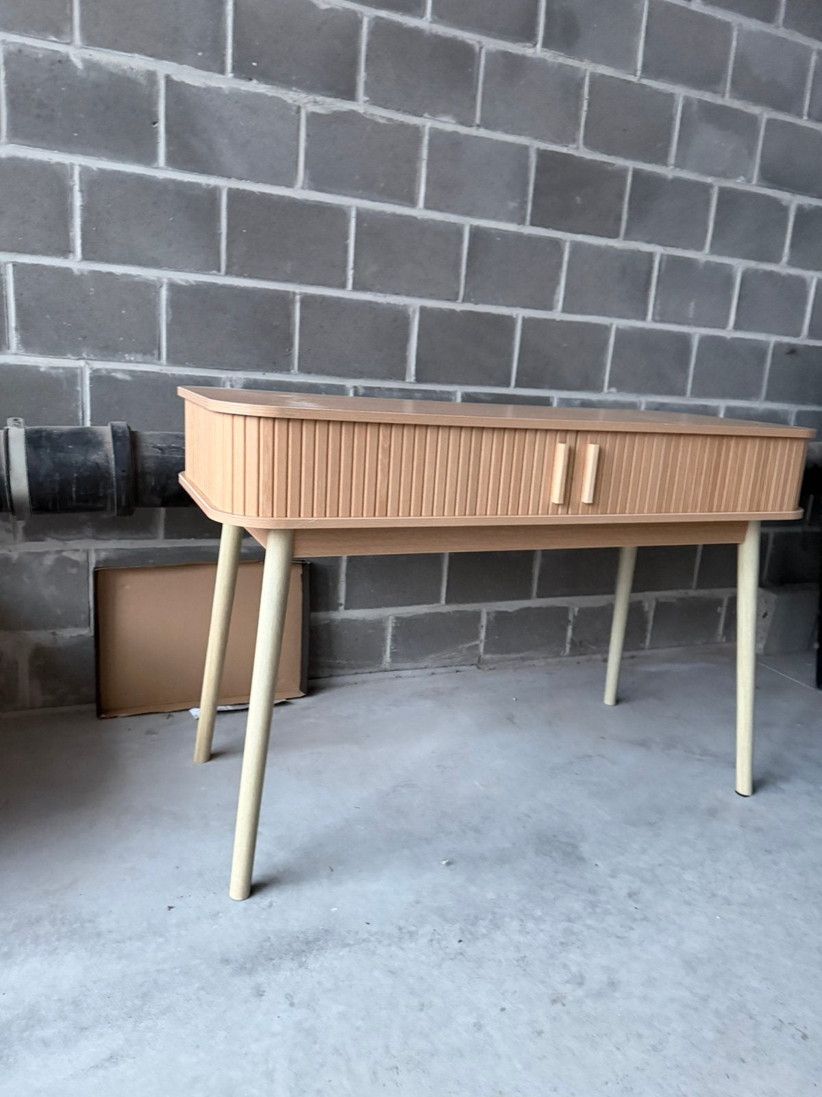 Houten bureautje te koop, Ophalen, Zo goed als nieuw