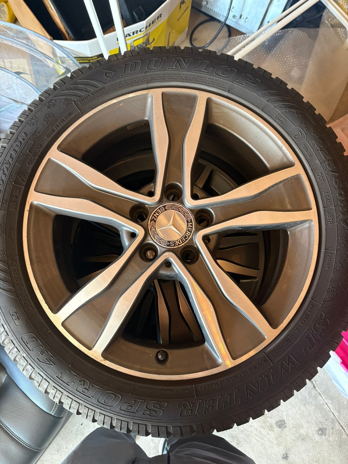 4 jantes Mercedes 17” + pneus hiver 225/50 R17, Pneus et Jantes, Pneus hiver, 17 pouces, Enlèvement
