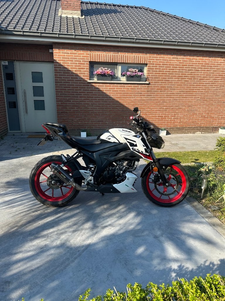 SUZUKI GSXS 125 IN UITSTEKENDE STAAT - 06/2024 - 1825 KM, Particulier, 125 cc, 11 kW of minder, ABS