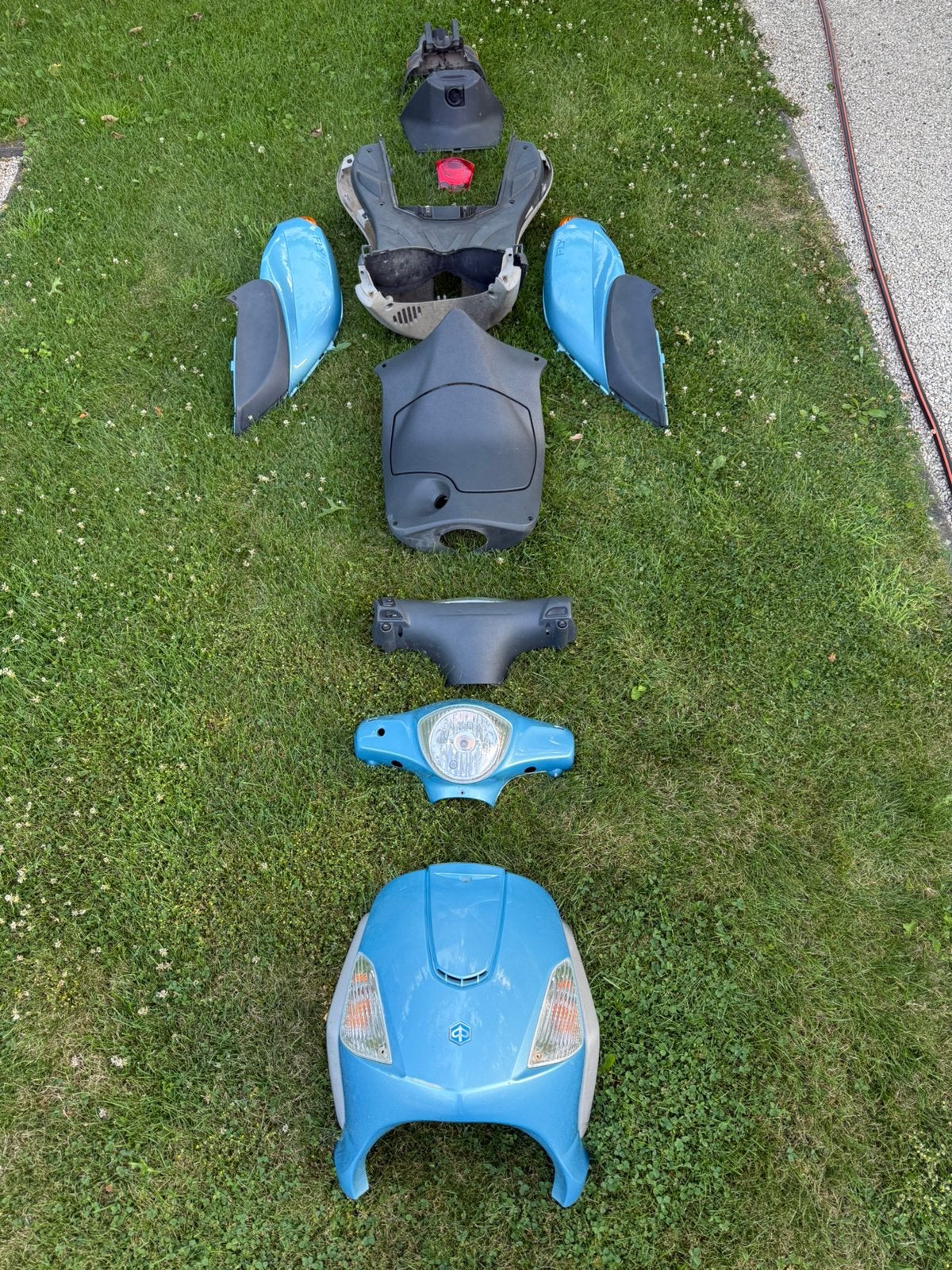 Complete Piaggio Fly kappenset, Fietsen en Brommers, Ophalen, Zo goed als nieuw, Koplamp