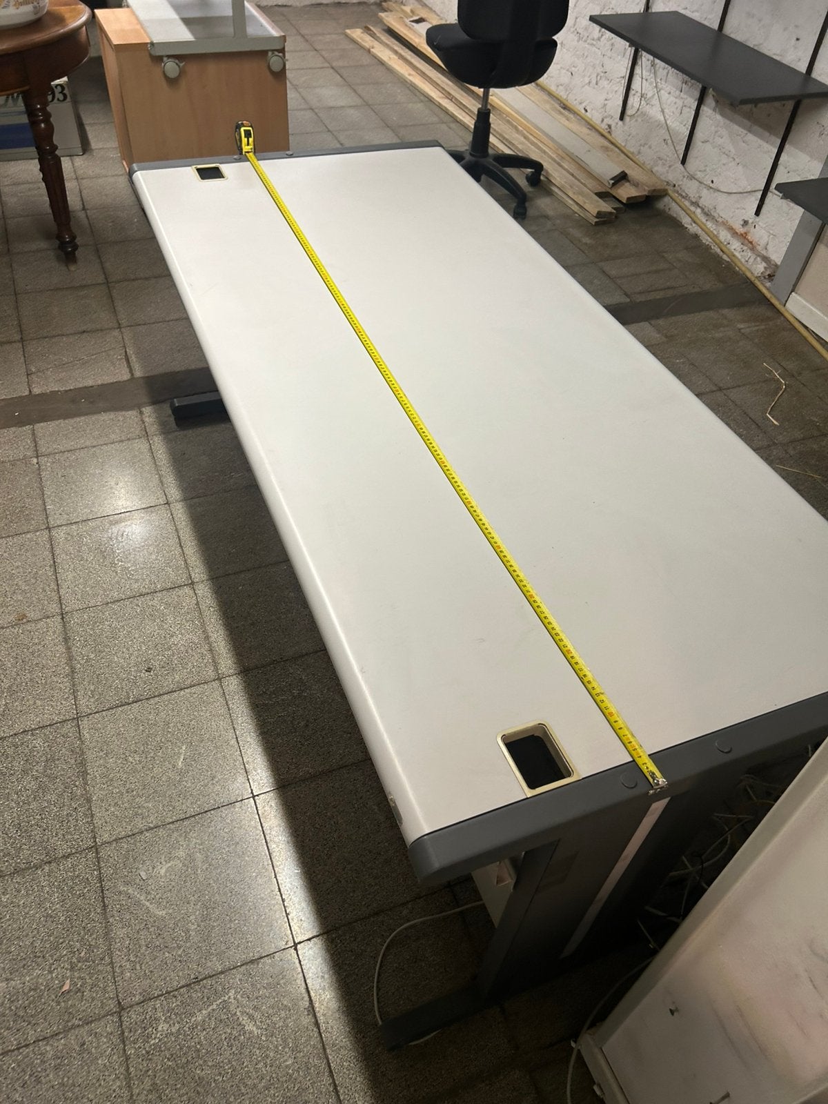 Bureau rectangulaire de 1m80 de long et 80 cm de large, Maison & Meubles, Enlèvement, Utilisé