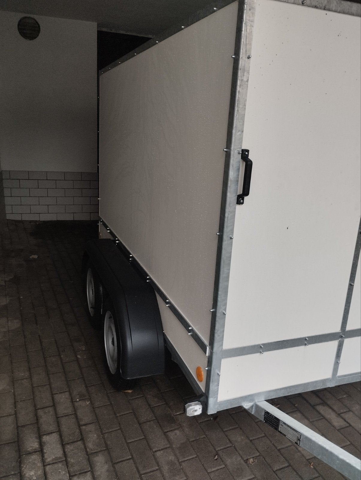 Geschlossener Anhänger bis 750kg, Autos : Divers, Enlèvement