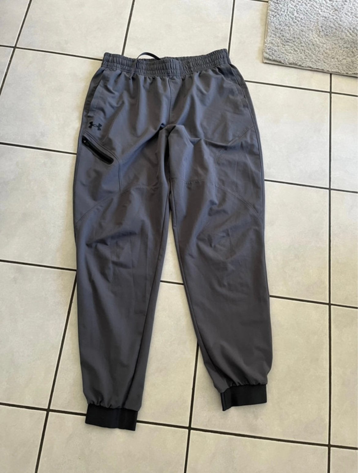 Pantalon under armour, Enlèvement ou Envoi, Comme neuf