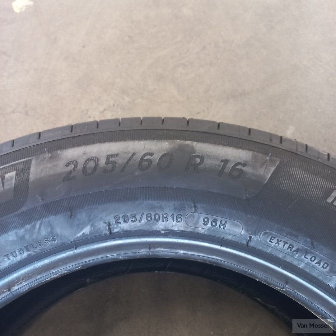Michelin E Primacy 205/60/R16 96H, Autos : Pièces & Accessoires, 16 pouces, Véhicule de tourisme, Pneus été, -