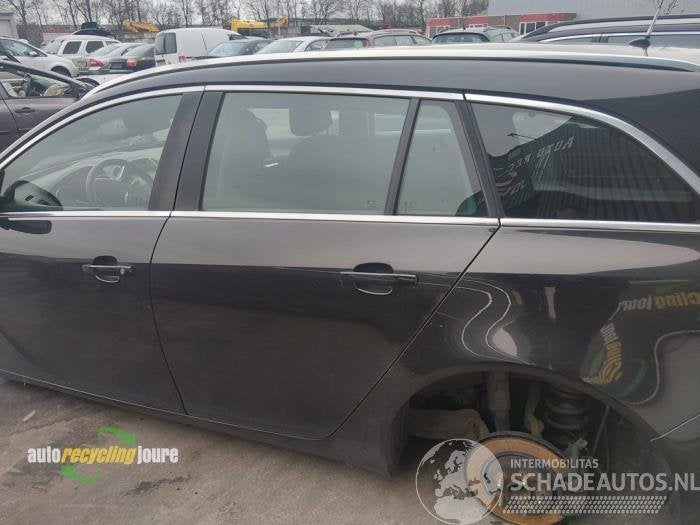 Opel Insignia Insignia Sports Tourer Combi, 2008 / 2017 2.0, Stellantis N.V., Webaccessibility@stellantis.com, Taurusavenue 1 ,2132 LS, Hoofddorp, Nederland
