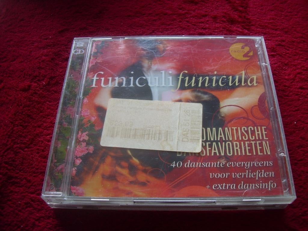 2 CD - RADIO 2 - FUNICULI FUNICULA, CD & DVD, CD | Compilations, Enlèvement ou Envoi, Comme neuf, Musique du monde