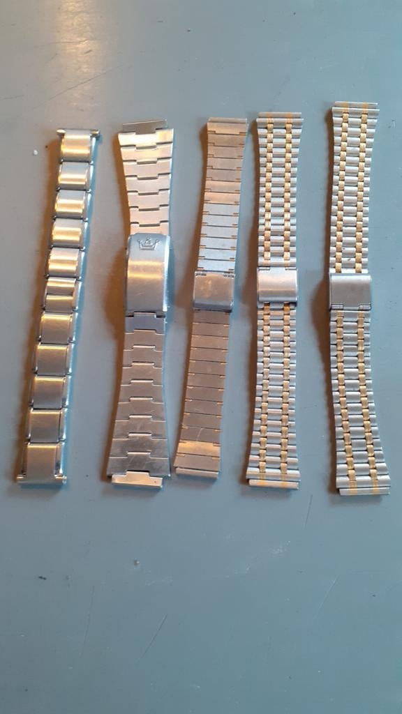 Lot de 5 bracelets montre homme métallique (2), Bijoux, Sacs & Beauté, Enlèvement ou Envoi, Neuf