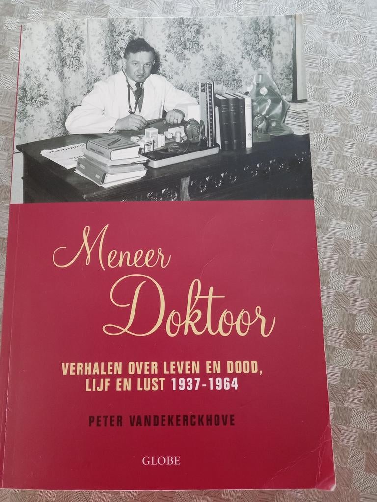 Meneer Doktoor. P. Vandekerkhove, Boeken, Ophalen of Verzenden, Zo goed als nieuw