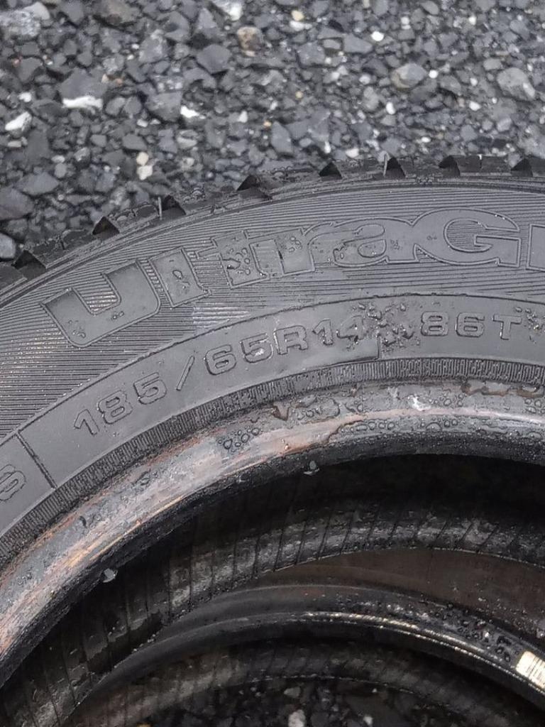 2 pneus hiver 185/65r14 86T, Enlèvement, Utilisé