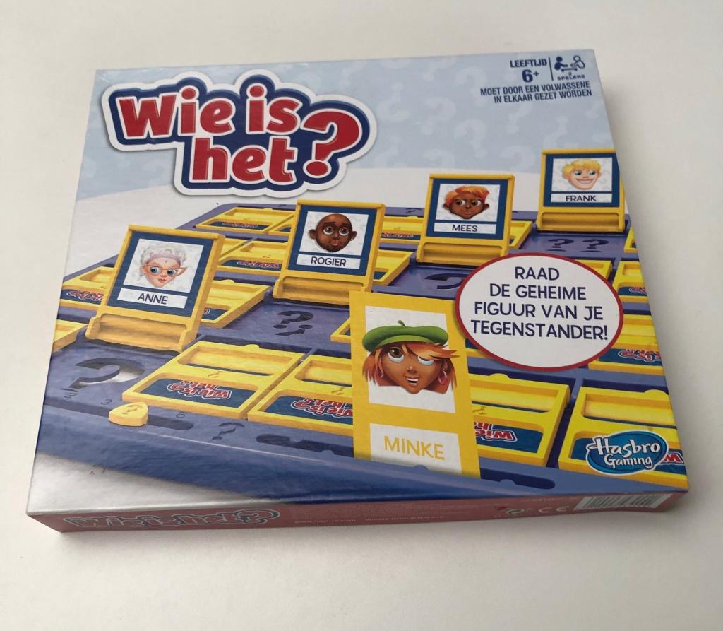 Gezelschapsspel wie is het in perfecte staat, Een of twee spelers, Ophalen, Gebruikt, HASBRO