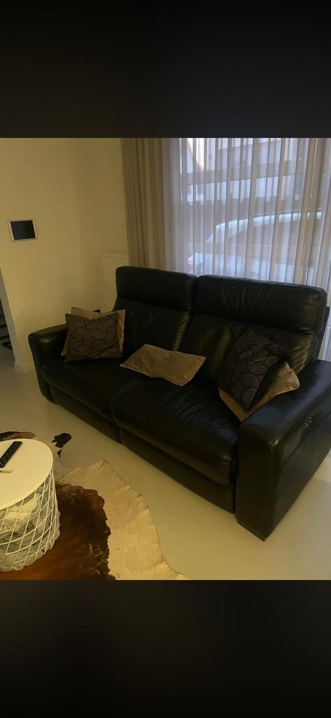 Leder zetel met twee relaxstoelen en twee stoen, Ophalen