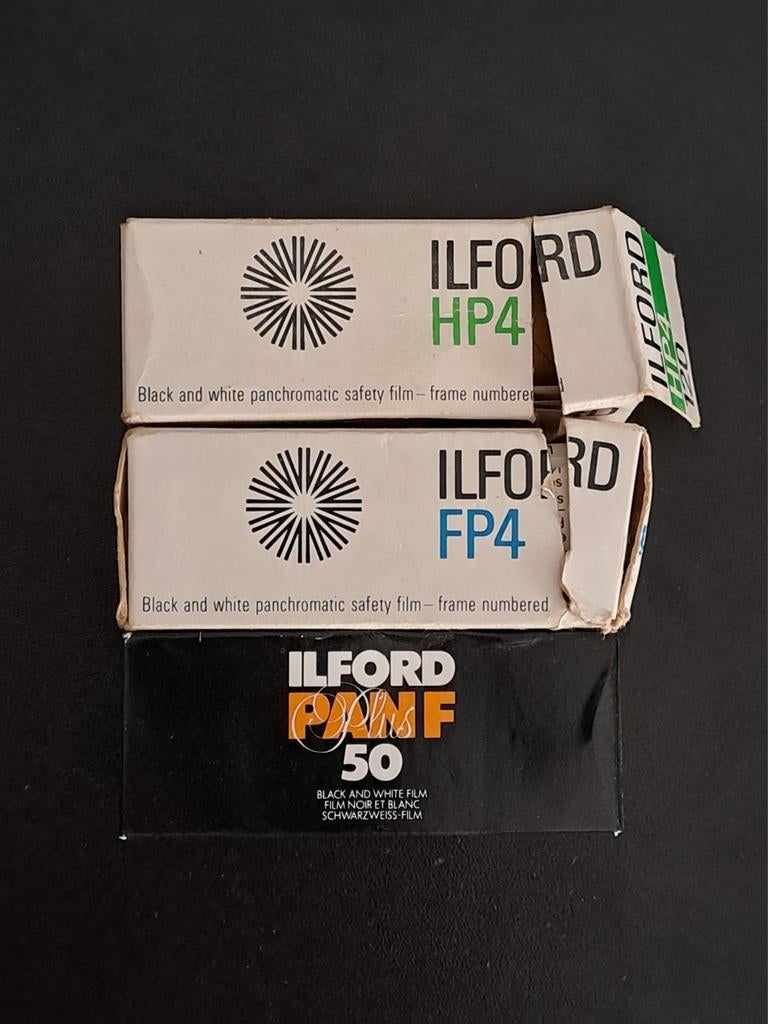 Ilford rolletjes, Ophalen of Verzenden