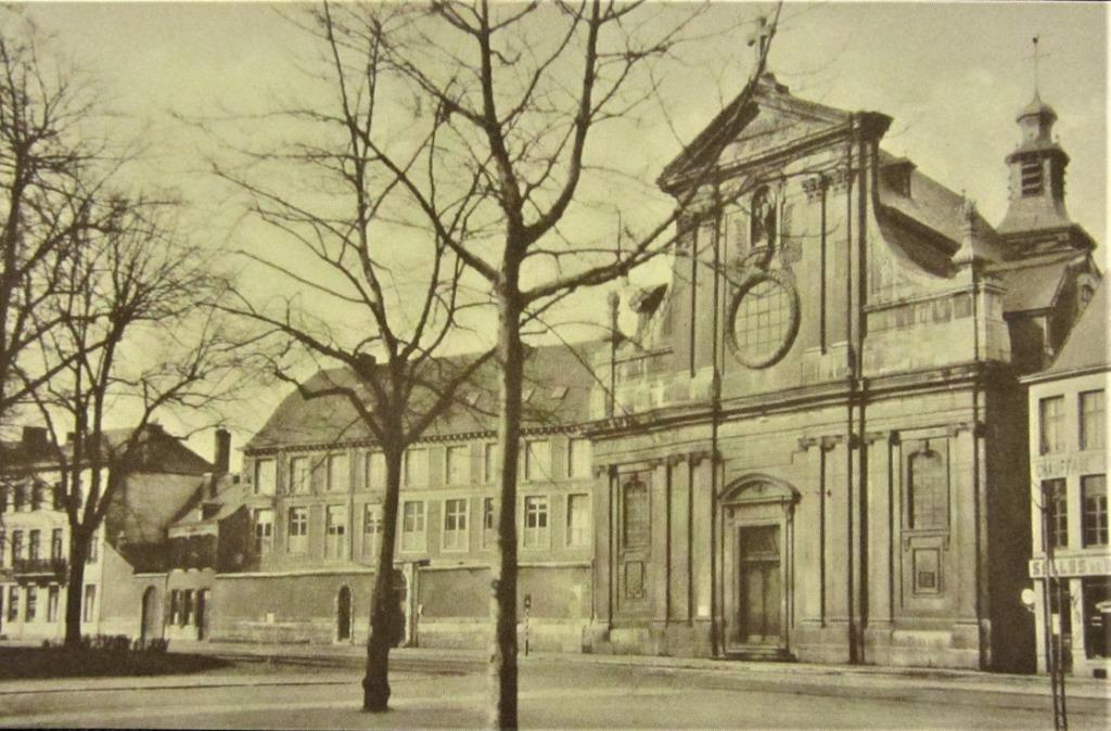 ZICHTKAARTEN- LUIK- ABBAYE BENEDICTINE DE LA PAIX NOTRE-DAME, Verzamelen, Ophalen of Verzenden, Ongelopen, Stad of Dorp