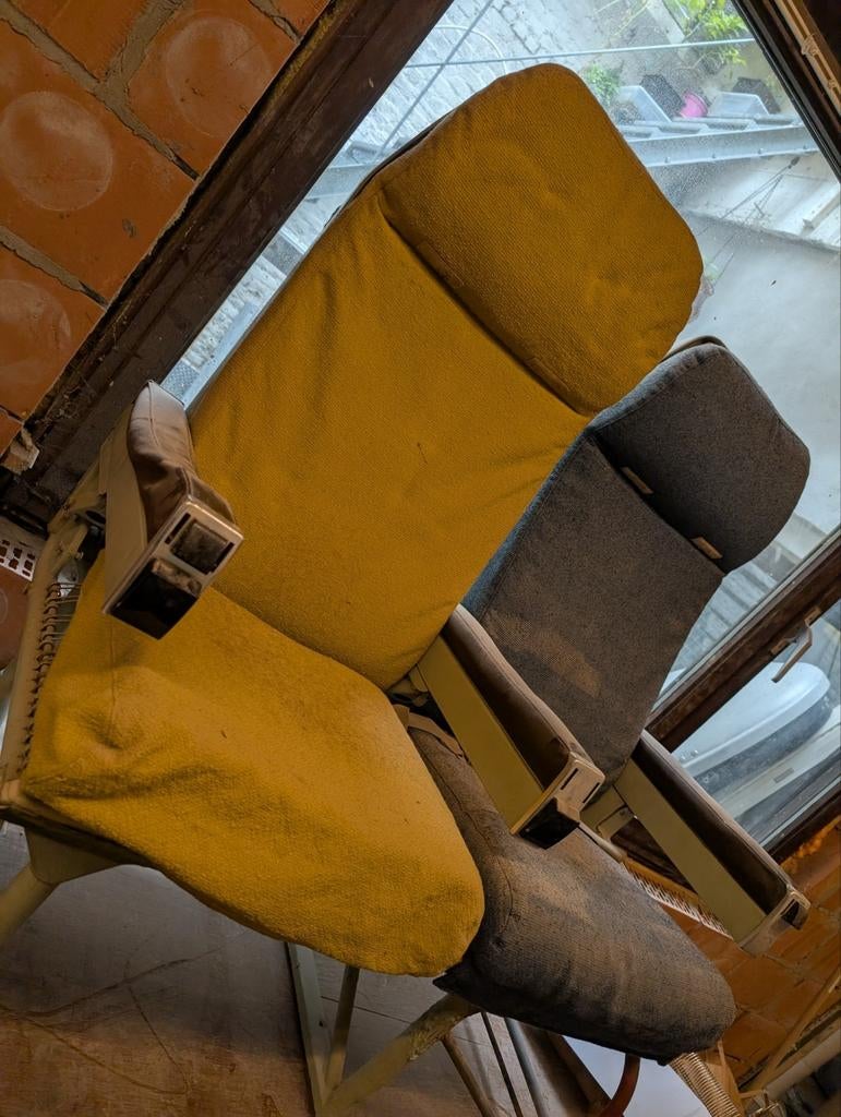 Fauteuils vintage d'avion venant d'un Boeing de la Sabena, Enlèvement, Utilisé