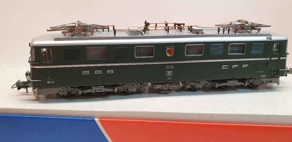 Roco 43986 SBB Ae 6/6 "Geneve", AC, Digital esu decoder, Wisselstroom, Locomotief, Ophalen of Verzenden, Zo goed als nieuw